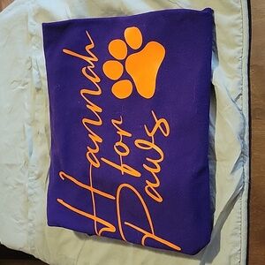 Hannah For Paws T-shirt